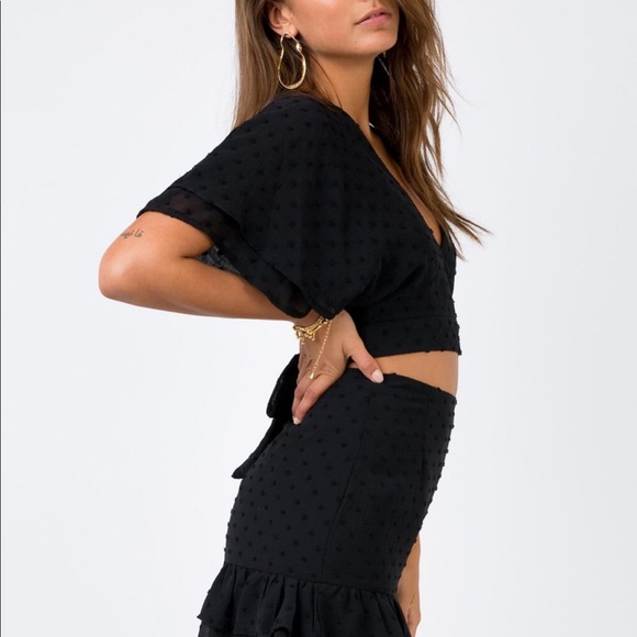 Princess Polly black v neck tie back crop top set - Picture 2 of 4